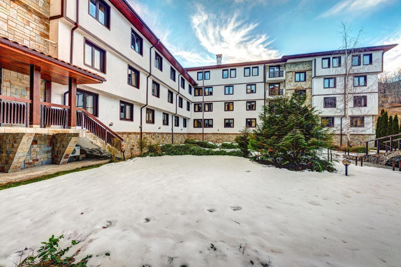 Aparthotel Silver Hills Free Parking Смолян Экстерьер фото
