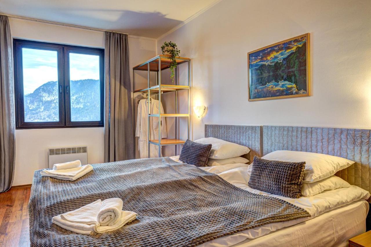 Aparthotel Silver Hills Free Parking Смолян Экстерьер фото
