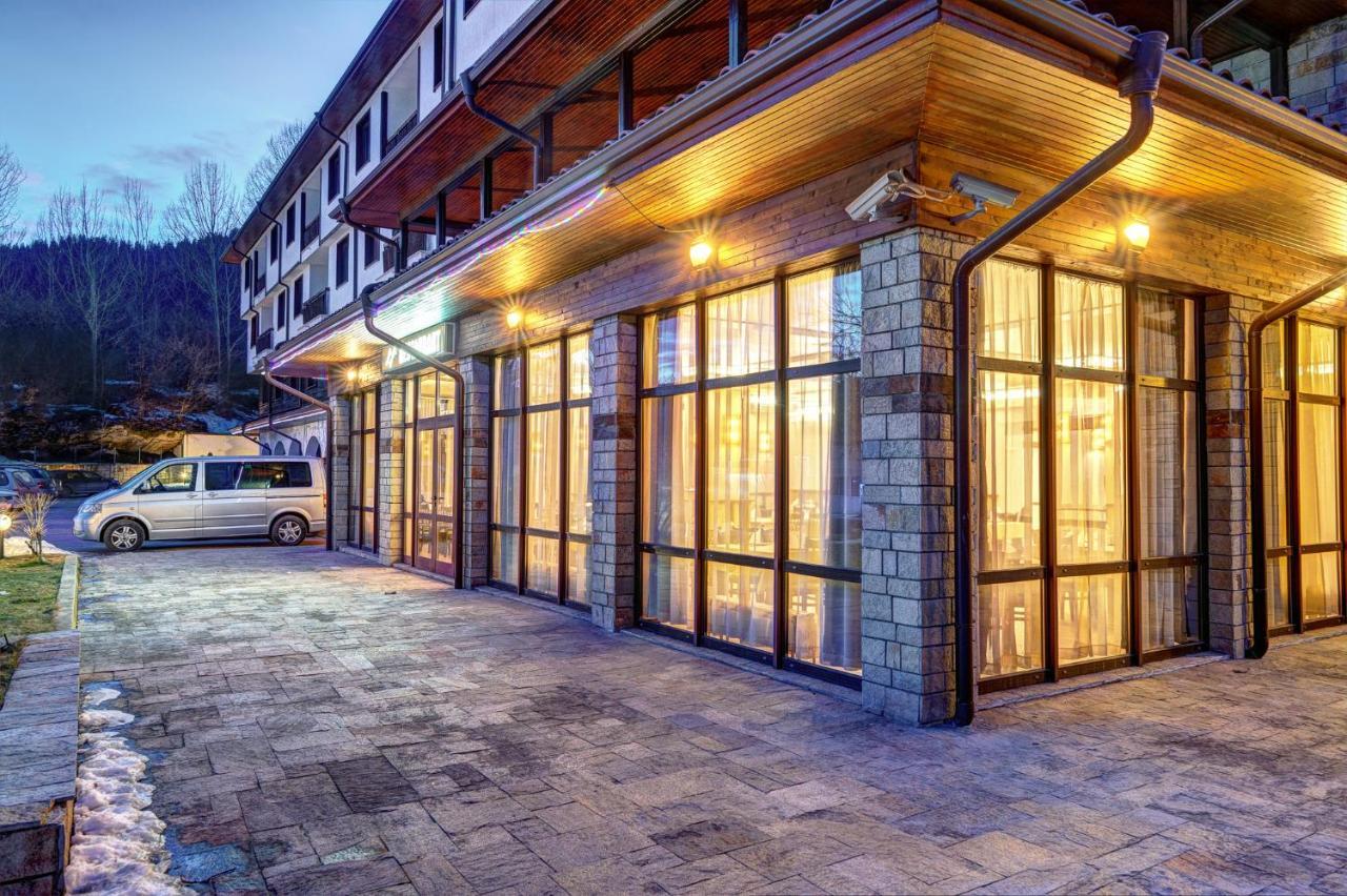 Aparthotel Silver Hills Free Parking Смолян Экстерьер фото