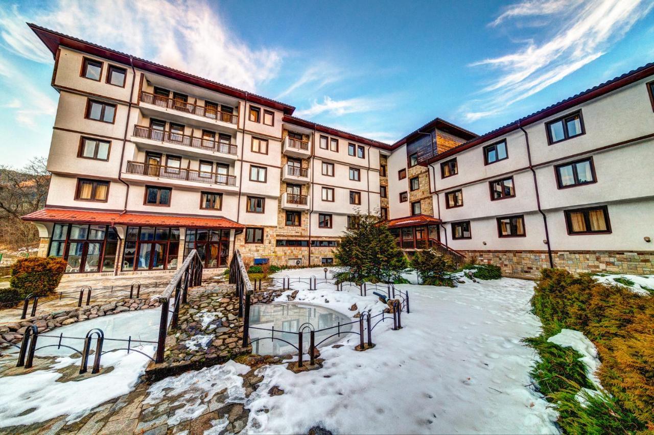 Aparthotel Silver Hills Free Parking Смолян Экстерьер фото